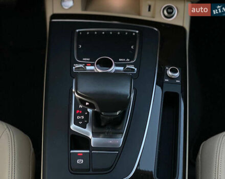 Синий Ауди Ку 5, объемом двигателя 1.98 л и пробегом 83 тыс. км за 27900 $, фото 14 на Automoto.ua