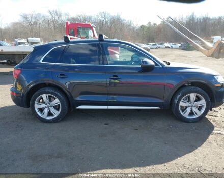 Синий Ауди Ку 5, объемом двигателя 2 л и пробегом 178 тыс. км за 17300 $, фото 6 на Automoto.ua