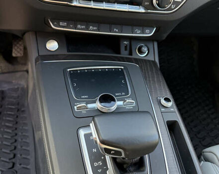 Синий Ауди Ку 5, объемом двигателя 1.98 л и пробегом 88 тыс. км за 30700 $, фото 18 на Automoto.ua