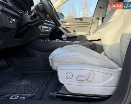 Синий Ауди Ку 5, объемом двигателя 1.98 л и пробегом 88 тыс. км за 30700 $, фото 21 на Automoto.ua