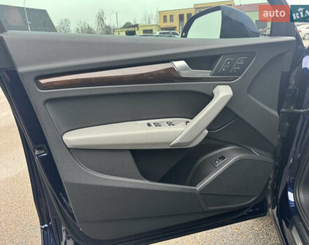 Синій Ауді Ку 5, об'ємом двигуна 2 л та пробігом 127 тис. км за 30000 $, фото 22 на Automoto.ua