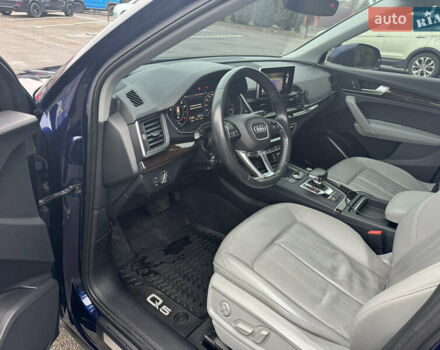 Синій Ауді Ку 5, об'ємом двигуна 2 л та пробігом 127 тис. км за 30000 $, фото 30 на Automoto.ua