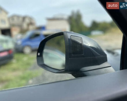 Синій Ауді Ку 5, об'ємом двигуна 1.98 л та пробігом 132 тис. км за 18000 $, фото 17 на Automoto.ua