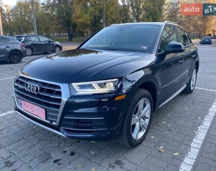 Синій Ауді Ку 5, об'ємом двигуна 2 л та пробігом 150 тис. км за 21999 $, фото 2 на Automoto.ua