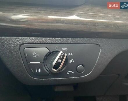 Синий Ауди Ку 5, объемом двигателя 2 л и пробегом 150 тыс. км за 22500 $, фото 57 на Automoto.ua