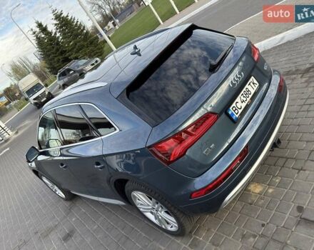 Синій Ауді Ку 5, об'ємом двигуна 1.98 л та пробігом 82 тис. км за 32000 $, фото 6 на Automoto.ua