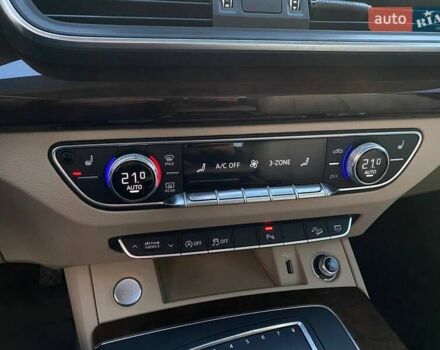 Синій Ауді Ку 5, об'ємом двигуна 2 л та пробігом 157 тис. км за 24900 $, фото 18 на Automoto.ua