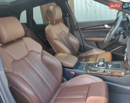 Синий Ауди Ку 5, объемом двигателя 2 л и пробегом 157 тыс. км за 27499 $, фото 1 на Automoto.ua