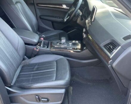 Синій Ауді Ку 5, об'ємом двигуна 2 л та пробігом 140 тис. км за 18200 $, фото 17 на Automoto.ua