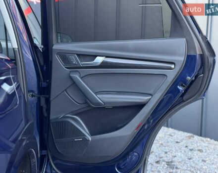 Синій Ауді Ку 5, об'ємом двигуна 2 л та пробігом 176 тис. км за 24499 $, фото 43 на Automoto.ua