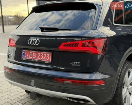 Синий Ауди Ку 5, объемом двигателя 2 л и пробегом 177 тыс. км за 24799 $, фото 99 на Automoto.ua