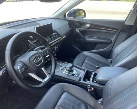 Синій Ауді Ку 5, об'ємом двигуна 2 л та пробігом 140 тис. км за 18200 $, фото 11 на Automoto.ua