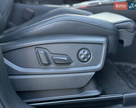 Синій Ауді Ку 5, об'ємом двигуна 2 л та пробігом 176 тис. км за 24499 $, фото 54 на Automoto.ua