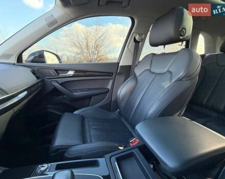 Синій Ауді Ку 5, об'ємом двигуна 1.98 л та пробігом 130 тис. км за 28000 $, фото 72 на Automoto.ua