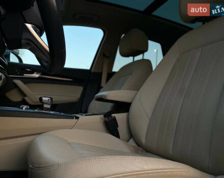 Синий Ауди Ку 5, объемом двигателя 1.98 л и пробегом 83 тыс. км за 27900 $, фото 24 на Automoto.ua