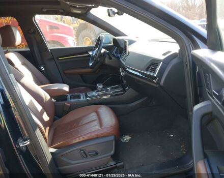 Синий Ауди Ку 5, объемом двигателя 2 л и пробегом 178 тыс. км за 17300 $, фото 8 на Automoto.ua