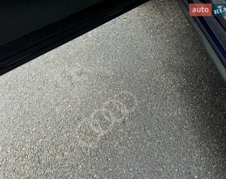 Синій Ауді Ку 5, об'ємом двигуна 2 л та пробігом 127 тис. км за 30000 $, фото 21 на Automoto.ua