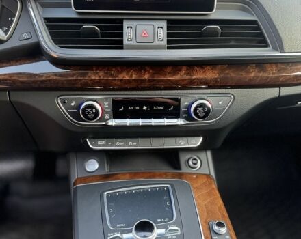 Синий Ауди Ку 5, объемом двигателя 2 л и пробегом 147 тыс. км за 27800 $, фото 9 на Automoto.ua