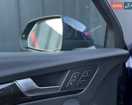 Синій Ауді Ку 5, об'ємом двигуна 2 л та пробігом 176 тис. км за 24499 $, фото 23 на Automoto.ua