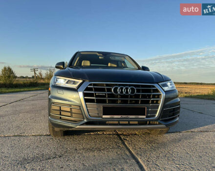 Синий Ауди Ку 5, объемом двигателя 2 л и пробегом 105 тыс. км за 28800 $, фото 2 на Automoto.ua
