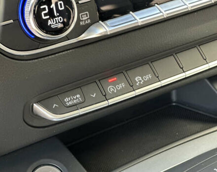 Синий Ауди Ку 5, объемом двигателя 1.97 л и пробегом 230 тыс. км за 27900 $, фото 47 на Automoto.ua