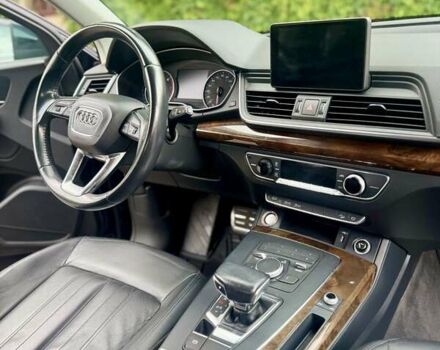 Синий Ауди Ку 5, объемом двигателя 1.98 л и пробегом 125 тыс. км за 24600 $, фото 10 на Automoto.ua
