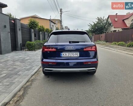 Синій Ауді Ку 5, об'ємом двигуна 2 л та пробігом 126 тис. км за 25700 $, фото 4 на Automoto.ua