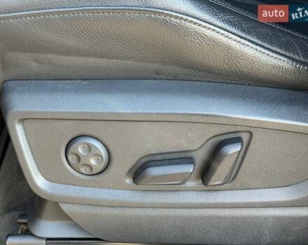 Синій Ауді Ку 5, об'ємом двигуна 1.98 л та пробігом 130 тис. км за 28000 $, фото 41 на Automoto.ua