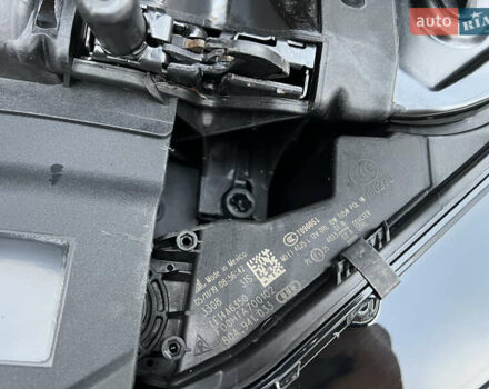 Синій Ауді Ку 5, об'ємом двигуна 2 л та пробігом 104 тис. км за 24999 $, фото 44 на Automoto.ua