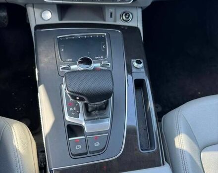 Синий Ауди Ку 5, объемом двигателя 1.98 л и пробегом 71 тыс. км за 31499 $, фото 29 на Automoto.ua