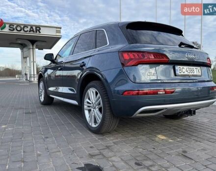 Синій Ауді Ку 5, об'ємом двигуна 1.98 л та пробігом 82 тис. км за 32000 $, фото 4 на Automoto.ua