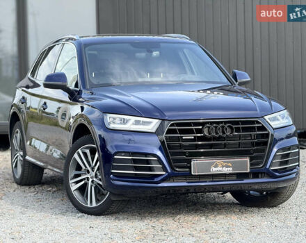 Синій Ауді Ку 5, об'ємом двигуна 2 л та пробігом 70 тис. км за 25300 $, фото 1 на Automoto.ua