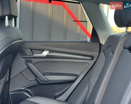 Синій Ауді Ку 5, об'ємом двигуна 2 л та пробігом 176 тис. км за 24499 $, фото 35 на Automoto.ua