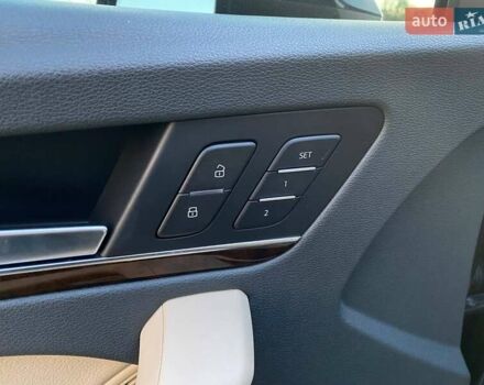 Синій Ауді Ку 5, об'ємом двигуна 2 л та пробігом 157 тис. км за 24900 $, фото 12 на Automoto.ua