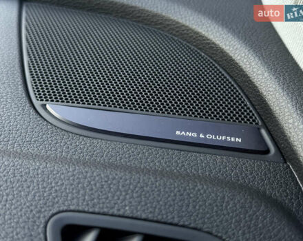 Синій Ауді Ку 5, об'ємом двигуна 2 л та пробігом 176 тис. км за 24499 $, фото 58 на Automoto.ua