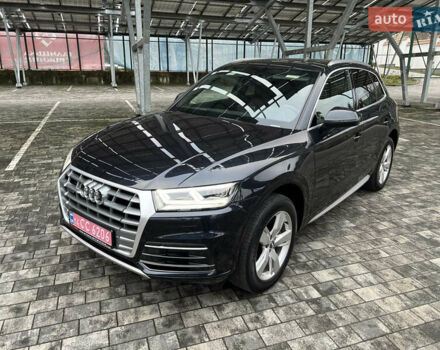 Синій Ауді Ку 5, об'ємом двигуна 2 л та пробігом 104 тис. км за 24999 $, фото 1 на Automoto.ua