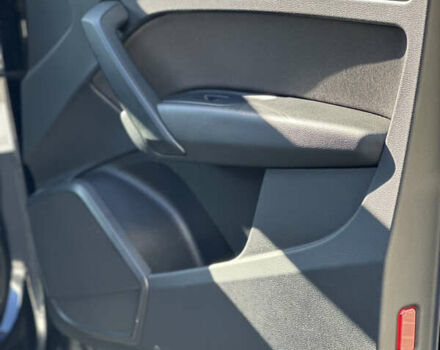 Синий Ауди Ку 5, объемом двигателя 1.97 л и пробегом 230 тыс. км за 27900 $, фото 48 на Automoto.ua