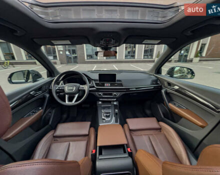 Синій Ауді Ку 5, об'ємом двигуна 2 л та пробігом 86 тис. км за 32999 $, фото 27 на Automoto.ua