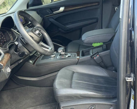 Синий Ауди Ку 5, объемом двигателя 1.98 л и пробегом 78 тыс. км за 25000 $, фото 14 на Automoto.ua