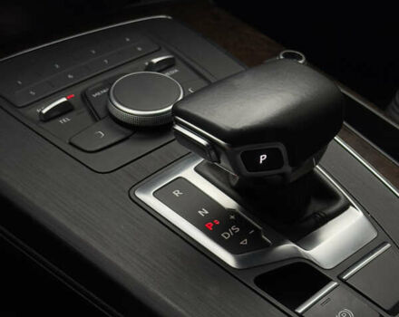 Синий Ауди Ку 5, объемом двигателя 1.98 л и пробегом 62 тыс. км за 26000 $, фото 26 на Automoto.ua