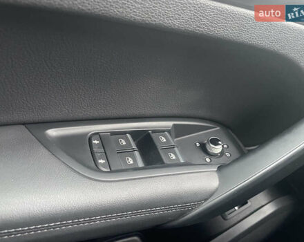 Синий Ауди Ку 5, объемом двигателя 1.98 л и пробегом 123 тыс. км за 24900 $, фото 26 на Automoto.ua