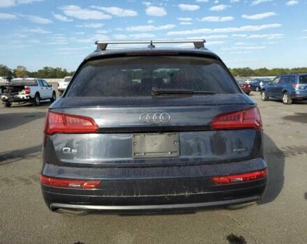 Синий Ауди Ку 5, объемом двигателя 2 л и пробегом 35 тыс. км за 7500 $, фото 5 на Automoto.ua