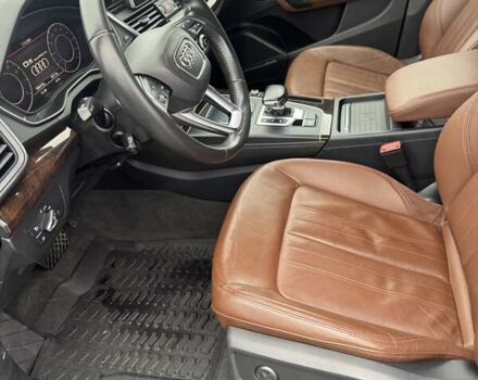 Синій Ауді Ку 5, об'ємом двигуна 1.98 л та пробігом 189 тис. км за 24900 $, фото 22 на Automoto.ua