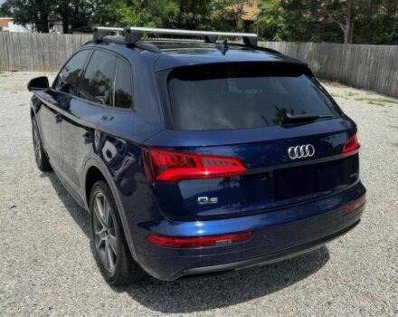 Синій Ауді Ку 5, об'ємом двигуна 2 л та пробігом 37 тис. км за 17800 $, фото 4 на Automoto.ua