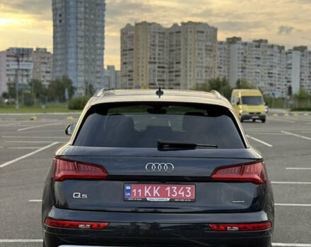 Синій Ауді Ку 5, об'ємом двигуна 2 л та пробігом 106 тис. км за 27500 $, фото 5 на Automoto.ua