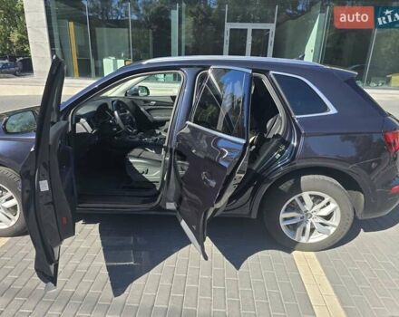 Синій Ауді Ку 5, об'ємом двигуна 1.98 л та пробігом 110 тис. км за 24000 $, фото 8 на Automoto.ua
