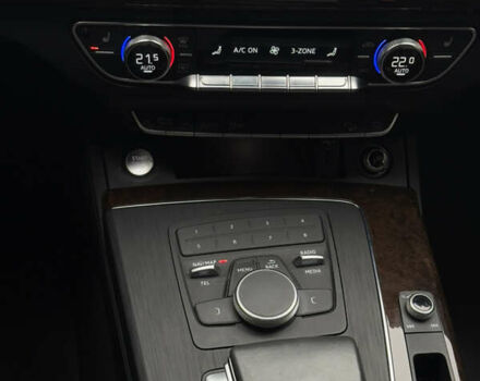 Синий Ауди Ку 5, объемом двигателя 1.98 л и пробегом 62 тыс. км за 26000 $, фото 27 на Automoto.ua