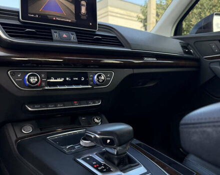 Синий Ауди Ку 5, объемом двигателя 1.98 л и пробегом 78 тыс. км за 25000 $, фото 12 на Automoto.ua