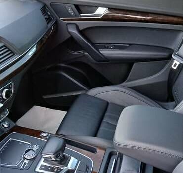 Ауді Ку 5 2019 у Стрые на Automoto.ua Синій Ауді Ку 5, об'ємом двигуна 1.98 л та пробігом 71 тис. км за 28400 $, фото 4 на Automoto.ua