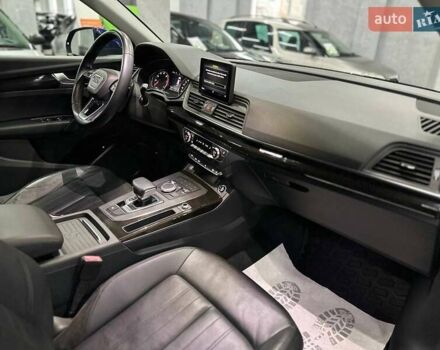 Ауди Ку 5 2019 в Каменское - Днепродзержинск на Automoto.ua Синий Ауди Ку 5, объемом двигателя 2 л и пробегом 92 тыс. км за 21499 $, фото 22 на Automoto.ua